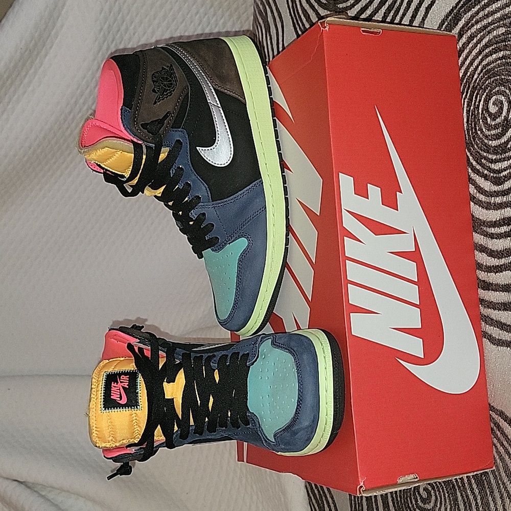 Nike